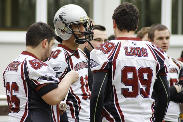 从俱乐部的 从俱乐部的